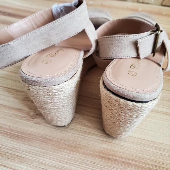 NWOB Coutgo Espadrille Wedge Platform Sandals - Picture 7 of 11